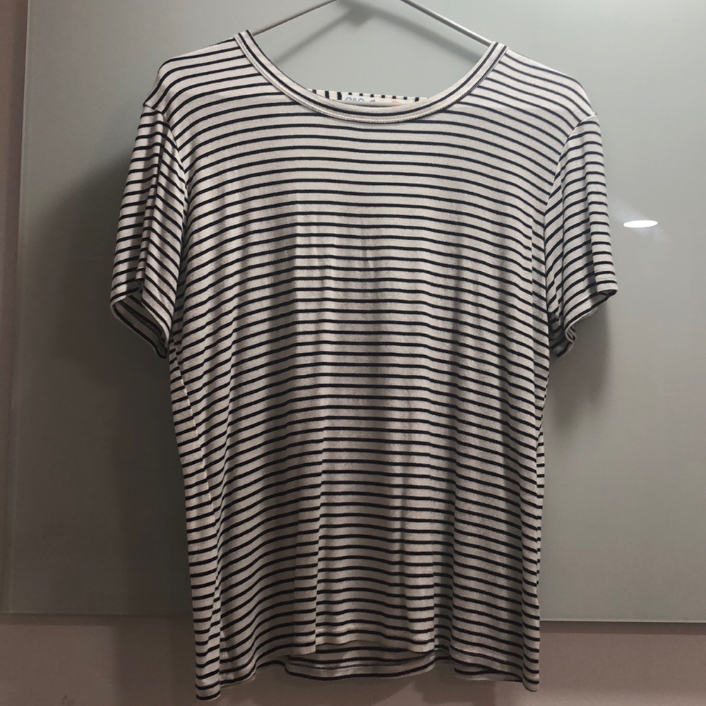 C&C California Tops/White and Blue Striped T Shirt